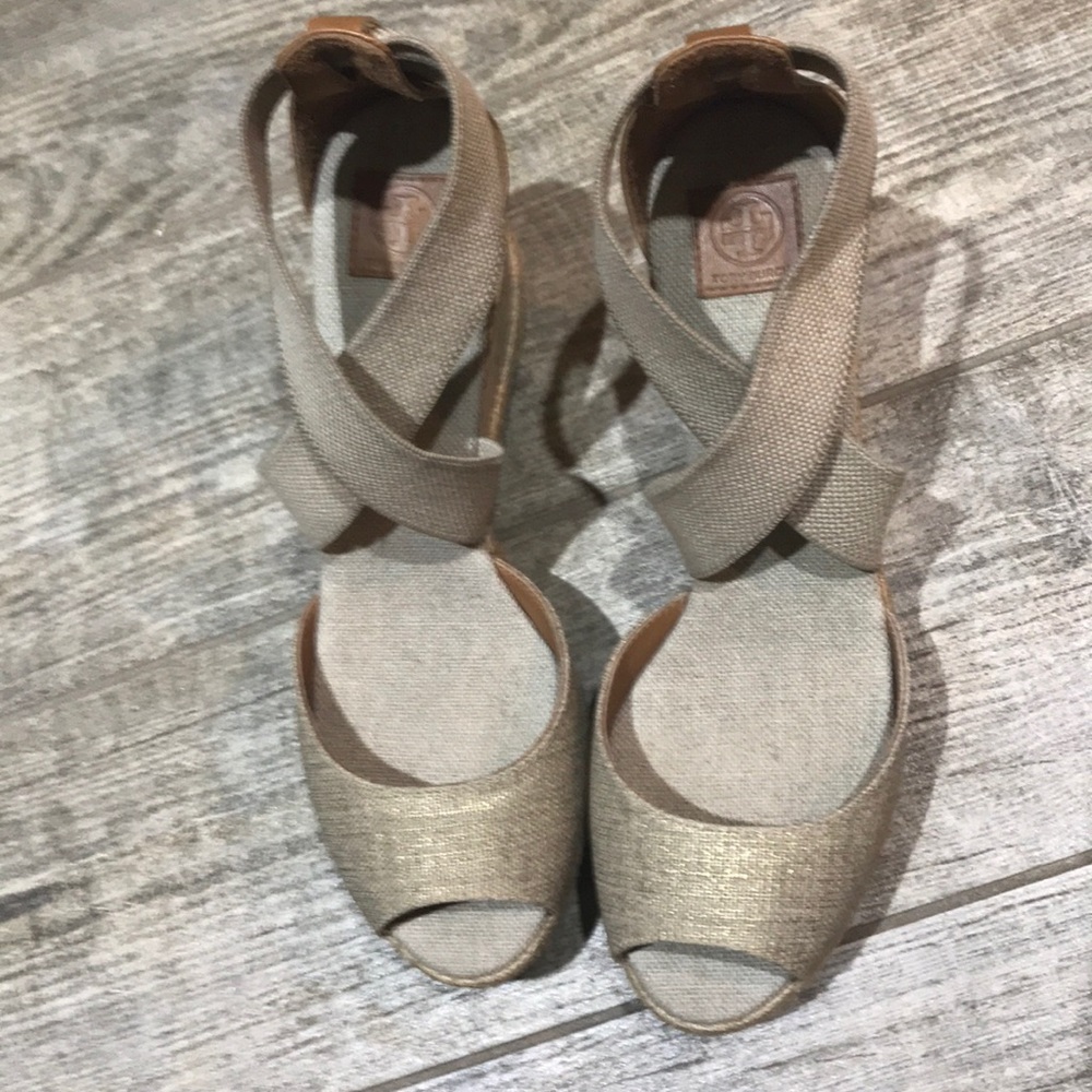 Tory Burch muted gold size 8 1/2 wedges